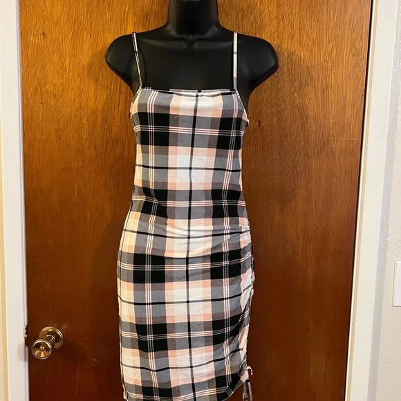 J for Justify Pink, White and Black Plaid Pattern Dress with Sinch Side - Picture 6 of 14